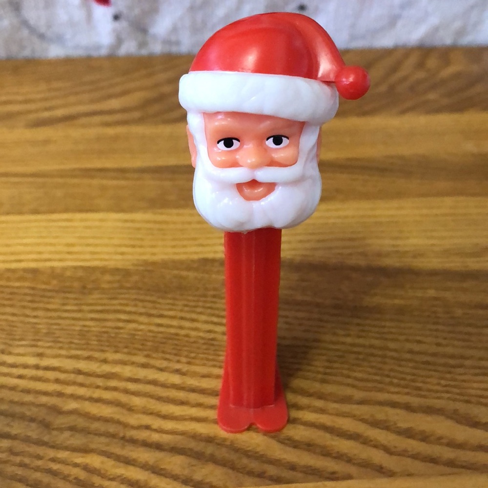 Vintage Santa Pez candy dispenser
